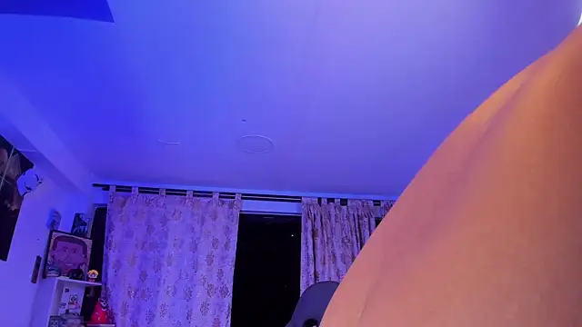 Snapshot of Juan_Castano chatting on January 26, 1:41 am Juan Castano online show from January 26, 1:41 am