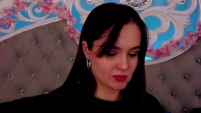 MeIisaLove online show from February 18, 5:42 pm