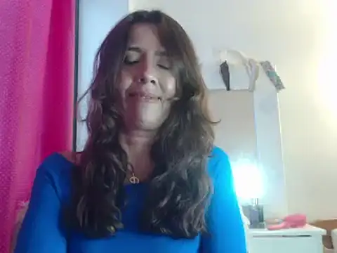 Snapshot of Victoria_meester chatting on January 6, 9:22 pm Victoria meester online show from January 6, 9:22 pm