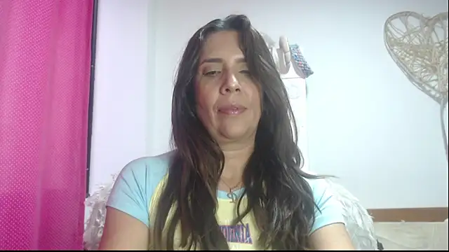 Snapshot of Victoria_meester chatting on January 15, 8:37 pm Victoria meester online show from January 15, 8:37 pm