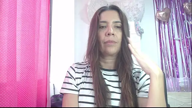 Snapshot of Victoria_meester chatting on February 19, 4:11 pm Victoria meester online show from February 19, 4:11 pm