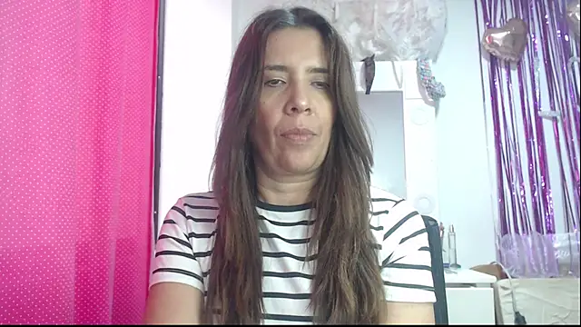 Snapshot of Victoria_meester chatting on February 19, 9:58 pm Victoria meester online show from February 19, 9:58 pm