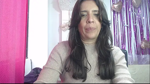 Snapshot of Victoria_meester chatting on February 23, 9:26 pm Victoria meester online show from February 23, 9:26 pm