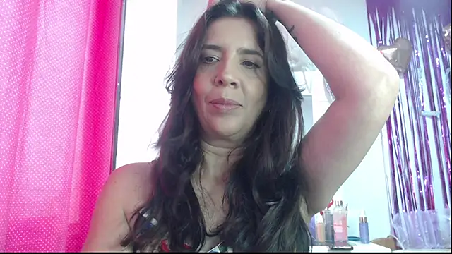 Snapshot of Victoria_meester chatting on February 24, 2:15 pm Victoria meester online show from February 24, 2:15 pm
