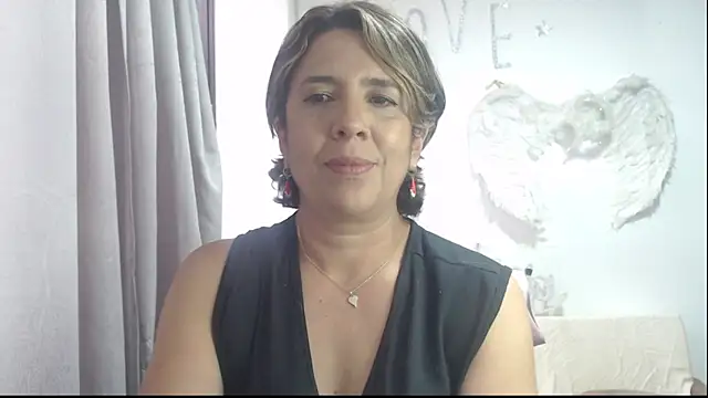Snapshot of Victoria_meester chatting on September 22, 8:11 pm Victoria meester online show from September 22, 8:11 pm