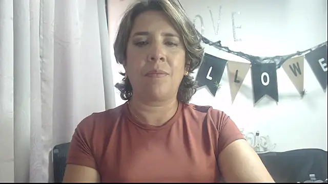 Snapshot of Victoria_meester chatting on October 20, 7:36 pm Victoria meester online show from October 20, 7:36 pm