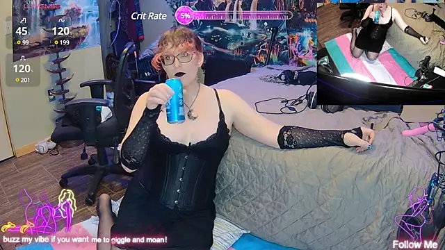 Snapshot of Faye_Wilde chatting on February 4, 4:05 am Faye Wilde online show from February 4, 4:05 am