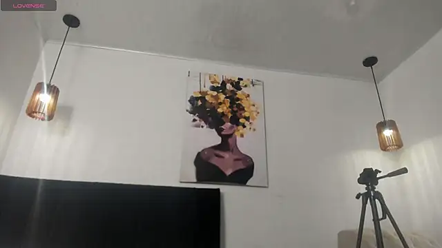 dolly zoe online show from February 17, 5:04 am