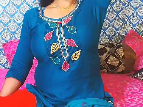 nikitahot3 online show from May 17, 12:08 am