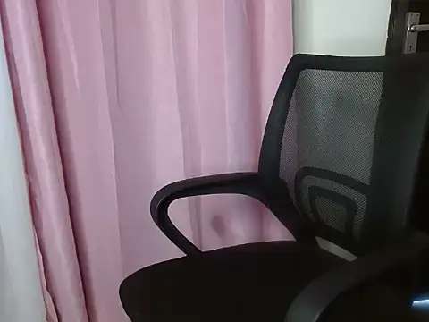 savage laura online show from May 15, 12:01 pm