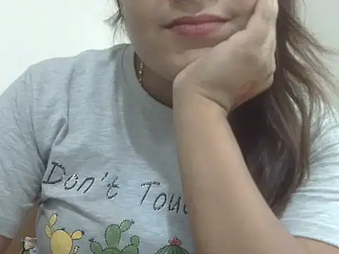 shekira99 online show from April 13, 4:07 am