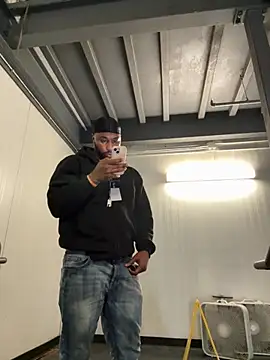 Stressreliever82 online show from March 1, 4:31 pm