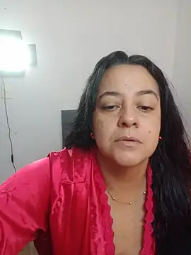 Snapshot of lucia_vonne_ chatting on June 11, 6:50 pm lucia vonne online show from June 11, 6:50 pm