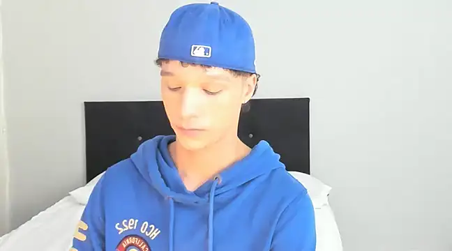 Snapshot of angelcortes chatting on March 4, 11:51 am angelcortes online show from March 4, 11:51 am