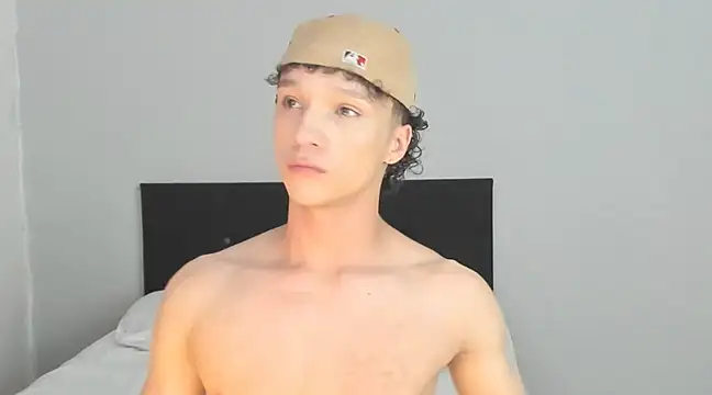 Snapshot of angelcortes chatting on March 7, 10:56 am angelcortes online show from March 7, 10:56 am