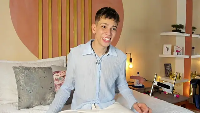 Snapshot of Jasson_smit chatting on October 7, 7:55 pm Jasson smit online show from October 7, 7:55 pm