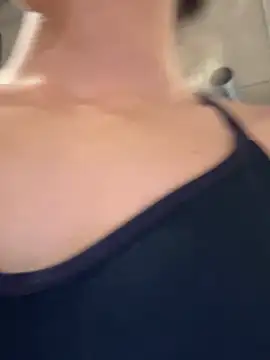 petrouchkaaa  online show from March 21, 9:23 am