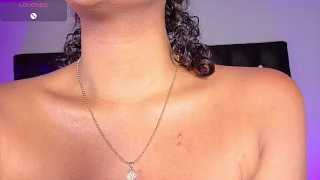 charlotteeruss online show from January 22, 9:10 pm