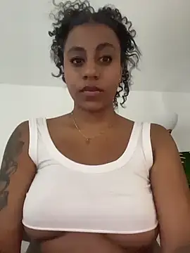 charlotteeruss online show from April 3, 8:07 pm