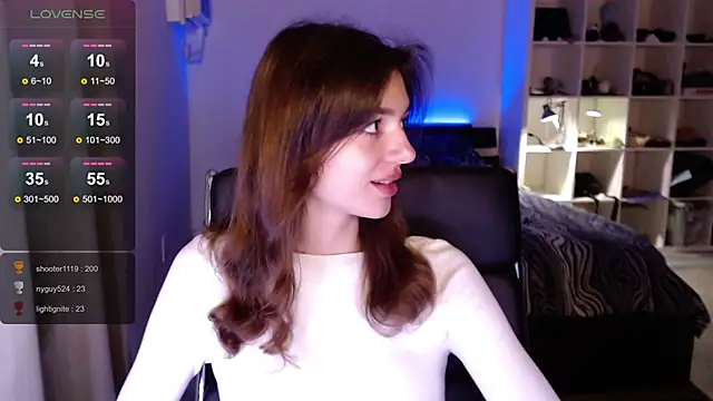 olivia jeas online show from March 6, 9:20 pm