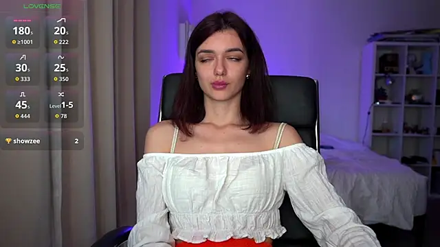 olivia jeas online show from October 17, 9:17 pm