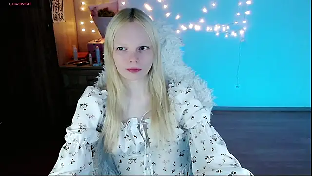 Emily Nyaffee online show from March 19, 7:27 pm