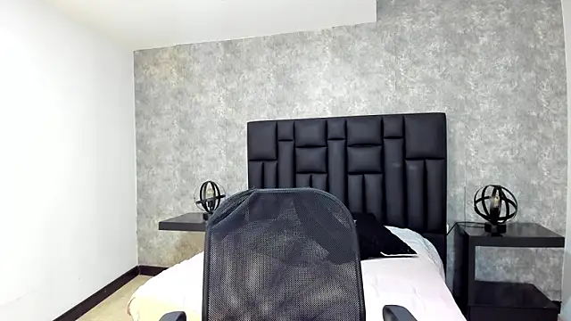 lhiamfit online show from January 7, 12:52 pm