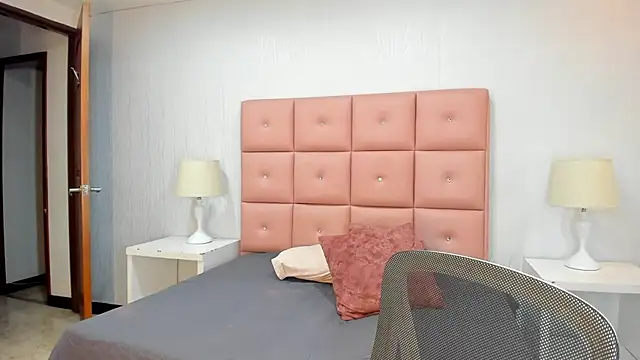 lhiamfit online show from February 5, 10:19 am