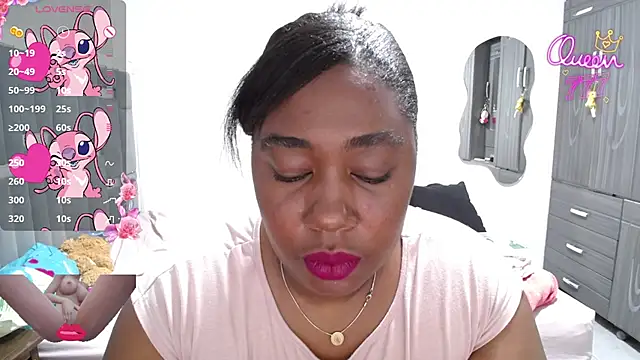 thickebonymilfF online show from March 26, 3:01 am