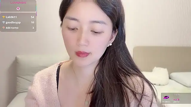 A-xena online show from October 25, 2:56 pm