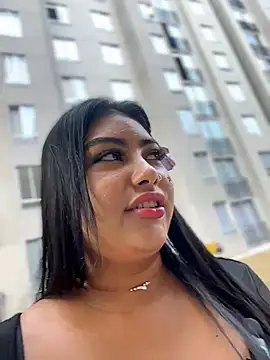 NatashaBrown12 online show from March 25, 6:36 pm