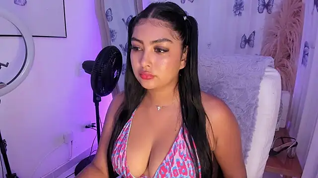 NatashaBrown12 online show from May 29, 4:16 pm