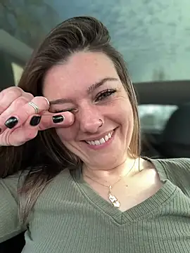 Snapshot of LadyLena1 chatting on February 27, 5:58 pm LadyLena1 online show from February 27, 5:58 pm