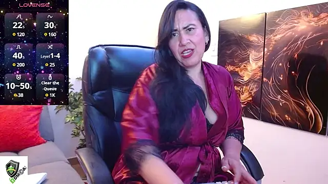 amalia brunette online show from March 1, 10:53 pm