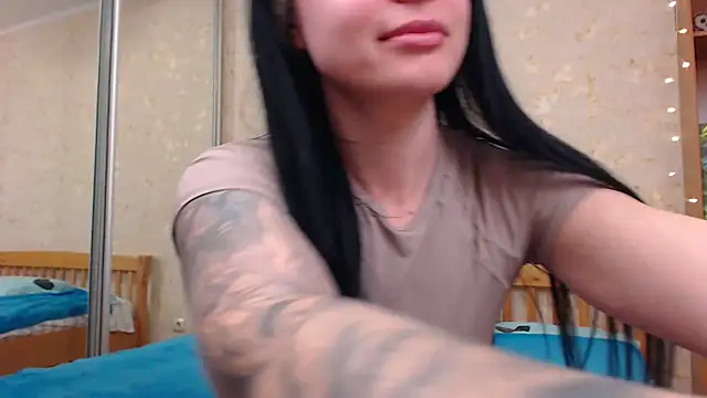 JuicyJess online show from February 2, 10:49 pm