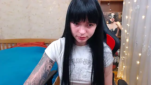 JuicyJess online show from March 3, 7:49 pm