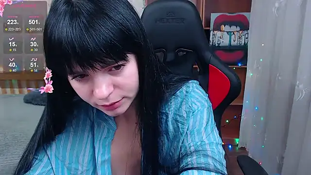 JuicyJess online show from December 15, 11:53 pm