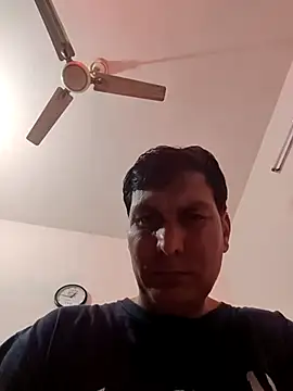 Snapshot of ZIMMY25 chatting on March 18, 7:10 pm ZIMMY25 online show from March 18, 7:10 pm