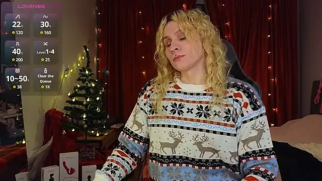 Snapshot of Lori_Myaf chatting on December 26, 2:27 pm Lori Myaf online show from December 26, 2:27 pm