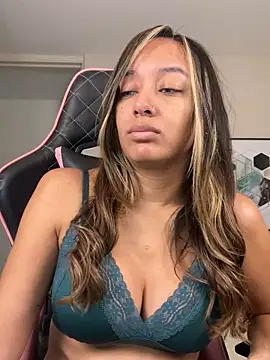 DianaHopson online show from September 29, 11:26 am