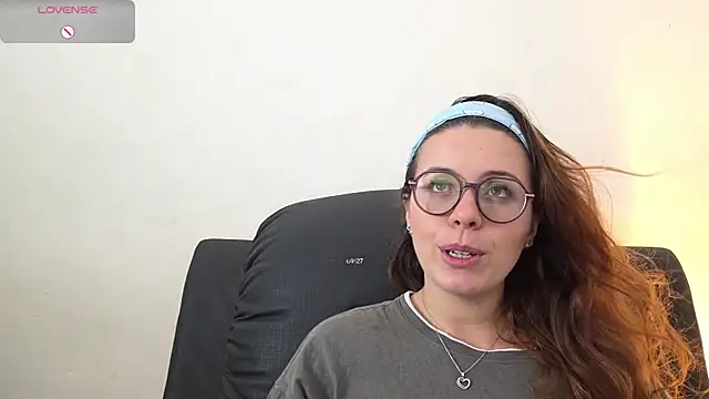 irinasweet27 online show from September 10, 12:21 am