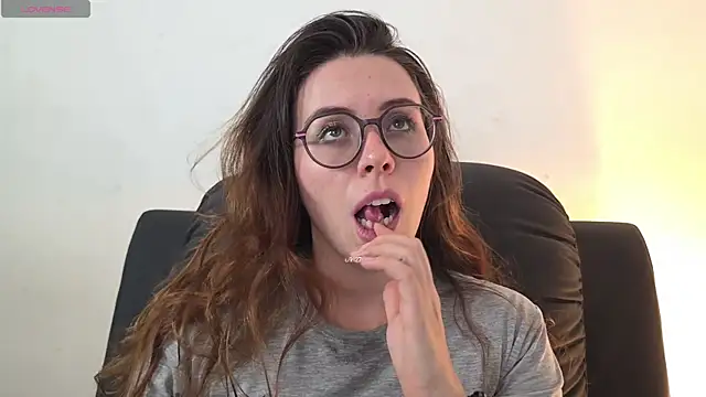 irinasweet27 online show from September 14, 10:53 pm