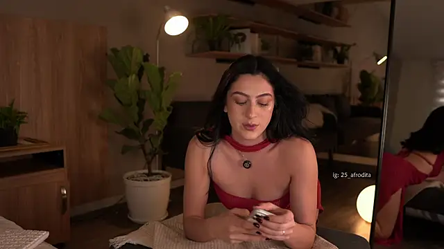 Snapshot of afrodita__25 chatting on July 18, 9:29 pm afrodita 25 online show from July 18, 9:29 pm