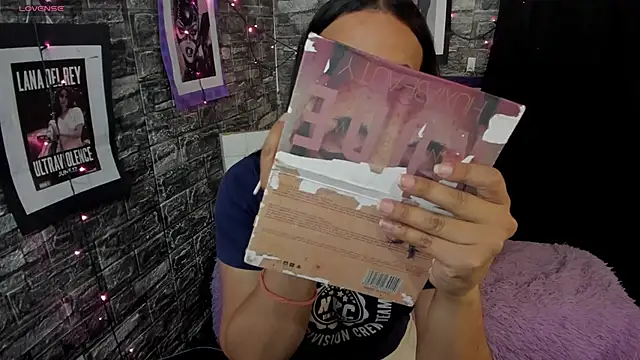 Andrys  online show from April 14, 9:43 pm