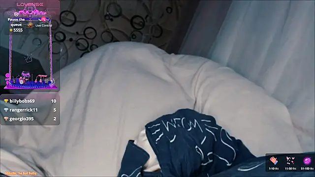 Snapshot of tia_meow chatting on March 6, 2:09 am tia meow online show from March 6, 2:09 am