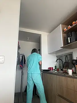 Ameellie online show from November 27, 3:25 pm