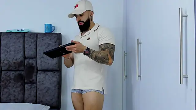 Zack Froone online show from February 22, 5:13 pm