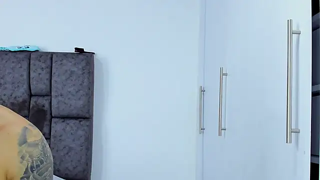 Zack Froone online show from February 22, 8:31 pm