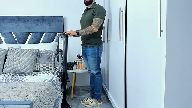 Zack Froone online show from November 27, 12:29 pm