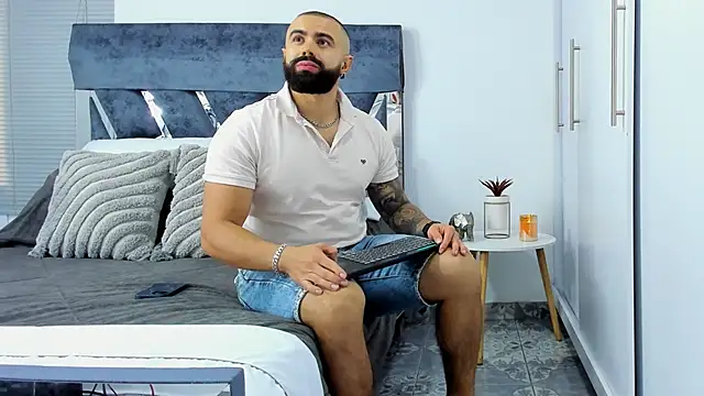 Zack Froone online show from January 19, 3:27 pm